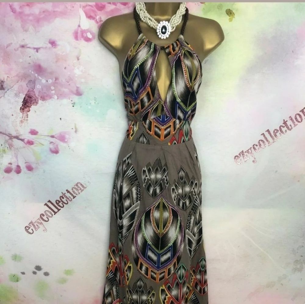 Dress - Picture 7 of 8